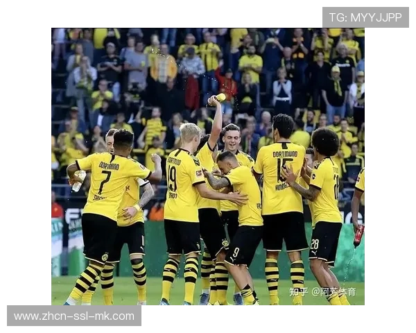 法兰克福训练基地强化定位球防守,应对不莱梅高空战术 法兰克福训练基地强化定位球防守,应对不莱梅高空战术