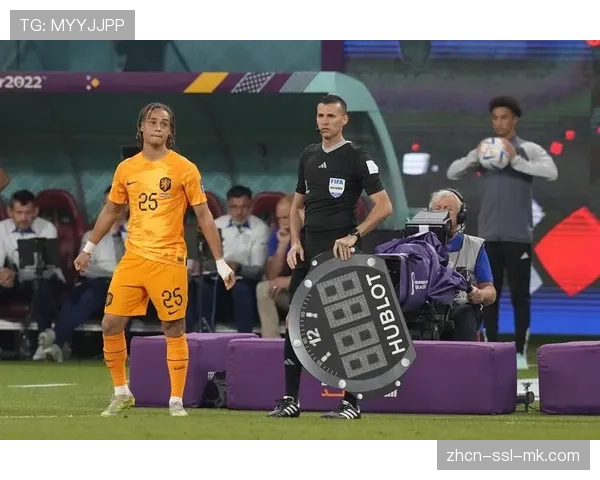 慕尼黑警方通报：逮捕12名在欧冠比赛日前后涉嫌冲突的极端球迷