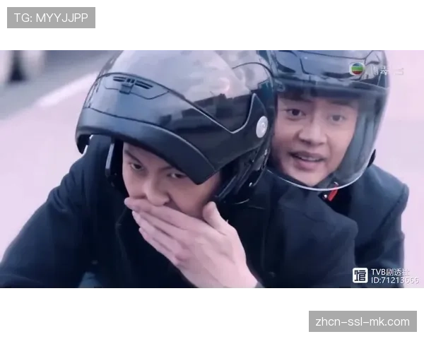 颁奖典礼上，突尼斯老将泪洒赛场，全场观众起立鼓掌致敬